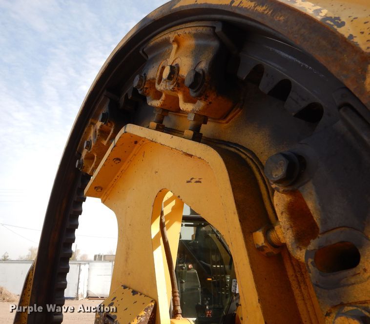 image for item LJ9964 2007 Komatsu GD655-3E0  motor grader