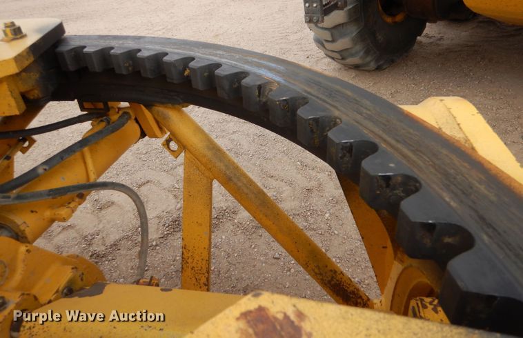 image for item LJ9964 2007 Komatsu GD655-3E0  motor grader