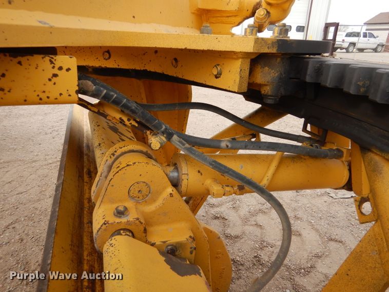 image for item LJ9964 2007 Komatsu GD655-3E0  motor grader