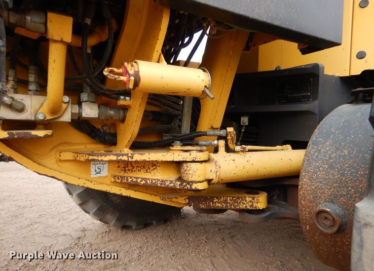 image for item LJ9964 2007 Komatsu GD655-3E0  motor grader