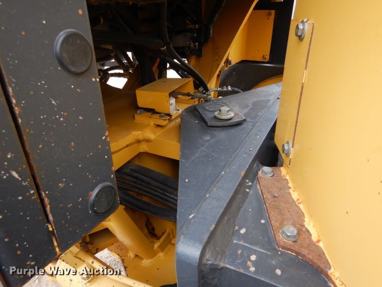 image for item LJ9964 2007 Komatsu GD655-3E0  motor grader