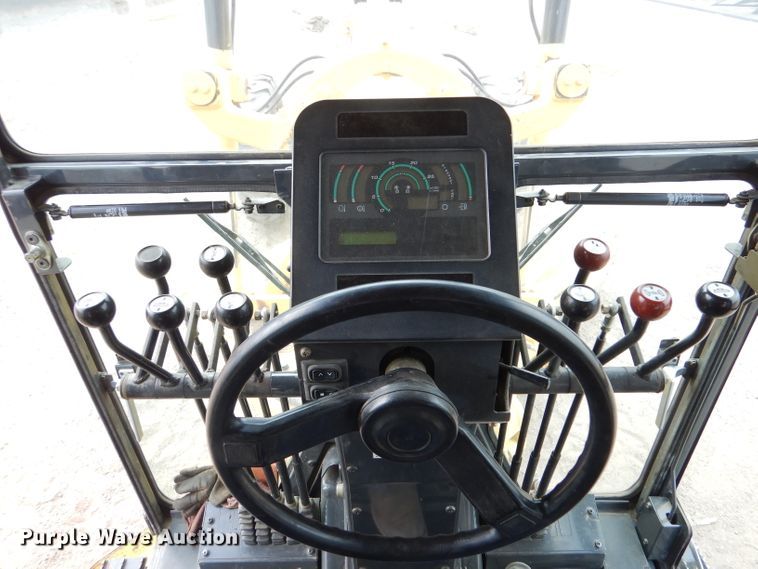 image for item LJ9964 2007 Komatsu GD655-3E0  motor grader