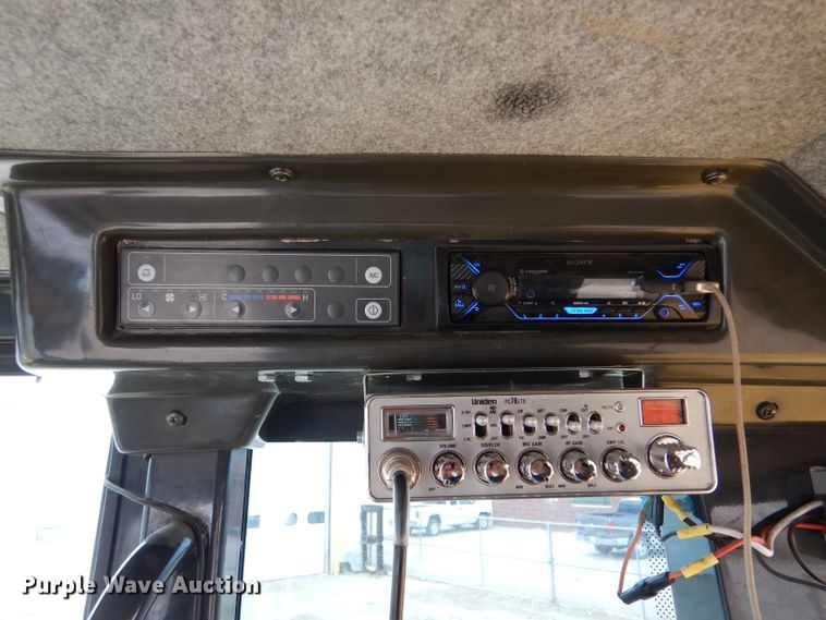 image for item LJ9964 2007 Komatsu GD655-3E0  motor grader