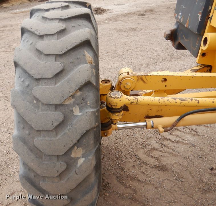 image for item LJ9964 2007 Komatsu GD655-3E0  motor grader