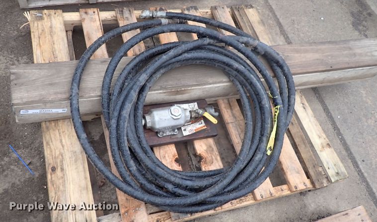 image for item MA9563 Vermeer  4" piercing tool