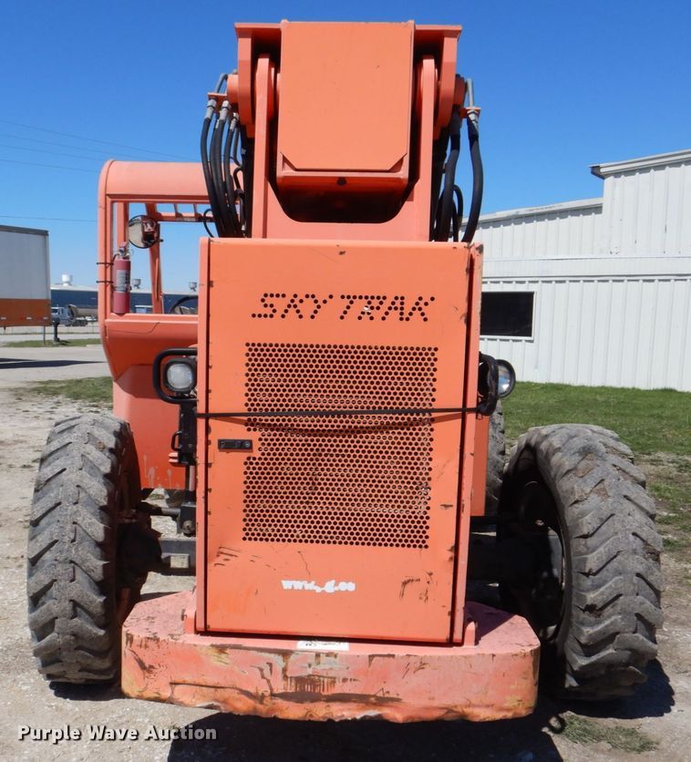 image for item MF9009 2007 JLG Skytrak 6042  telehandler