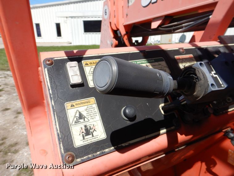 image for item MF9009 2007 JLG Skytrak 6042  telehandler