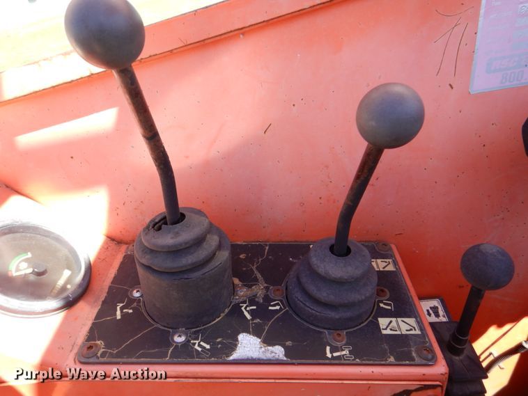 image for item MF9009 2007 JLG Skytrak 6042  telehandler