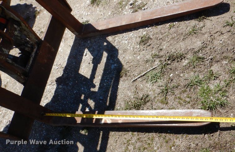 image for item MF9009 2007 JLG Skytrak 6042  telehandler