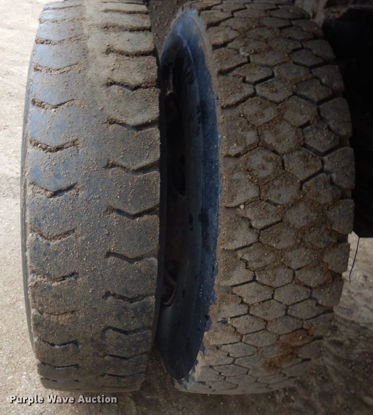 image for item MF9534 1997 GMC C7500  dump truck