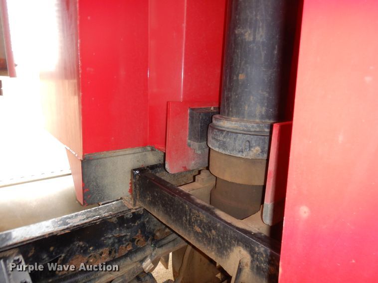 image for item MF9535 2006 Sterling AT9500  dump truck