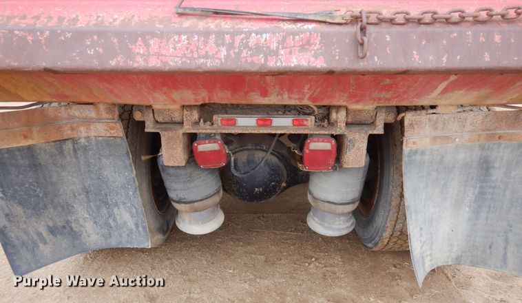 image for item MF9535 2006 Sterling AT9500  dump truck