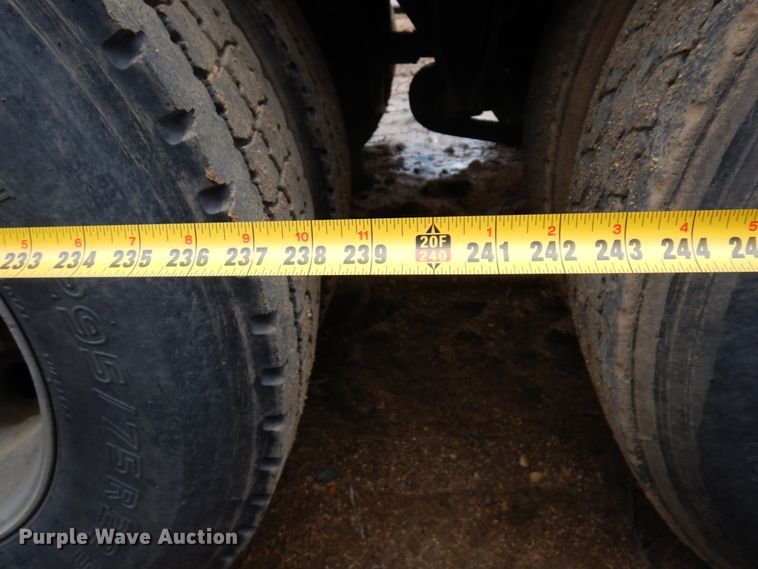 image for item MF9535 2006 Sterling AT9500  dump truck