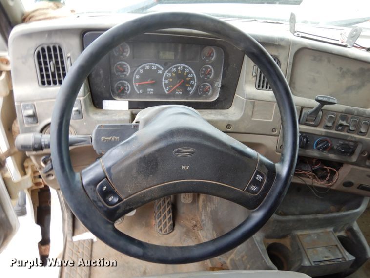 image for item MF9535 2006 Sterling AT9500  dump truck