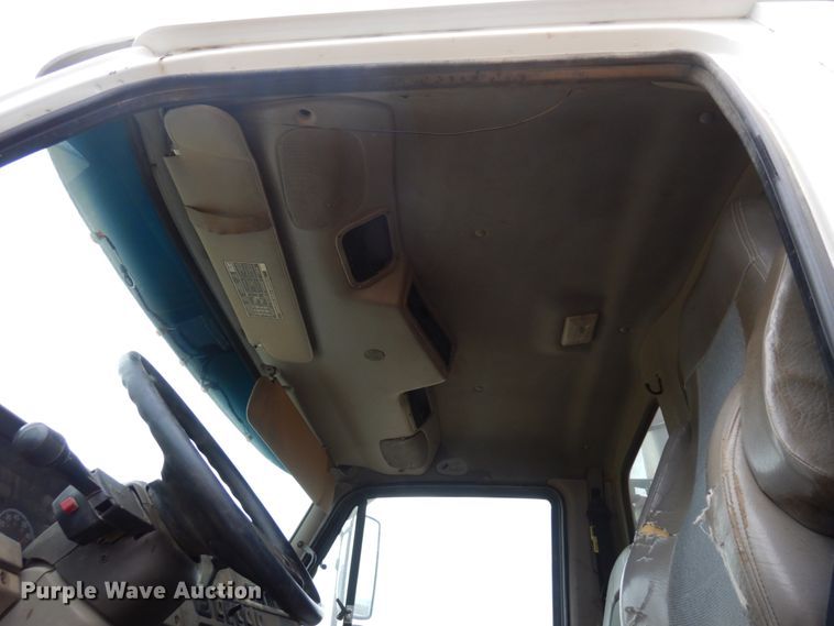 image for item MF9535 2006 Sterling AT9500  dump truck