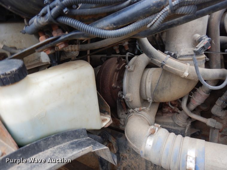 image for item MF9535 2006 Sterling AT9500  dump truck