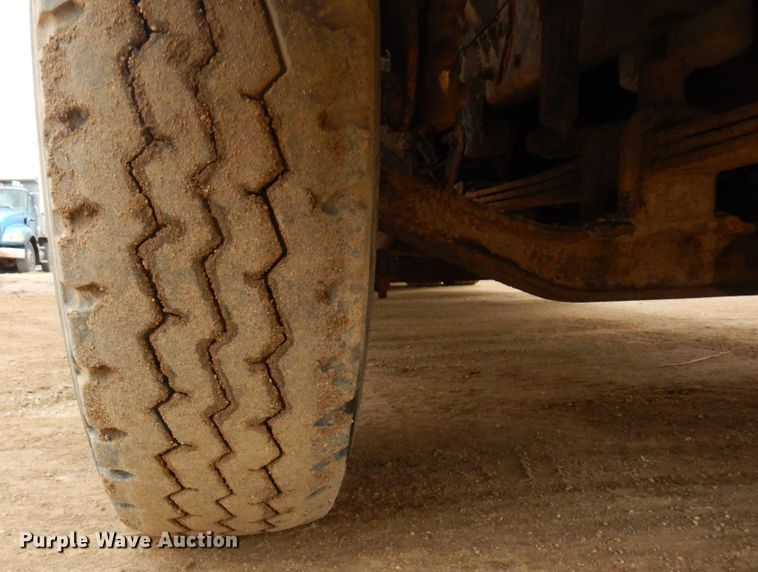 image for item MF9535 2006 Sterling AT9500  dump truck