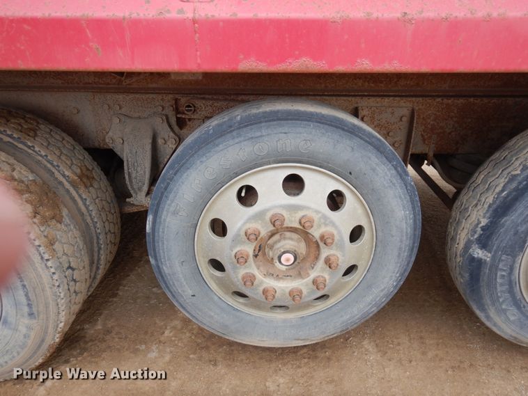 image for item MF9535 2006 Sterling AT9500  dump truck