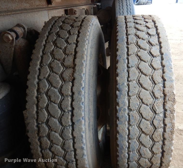 image for item MF9535 2006 Sterling AT9500  dump truck