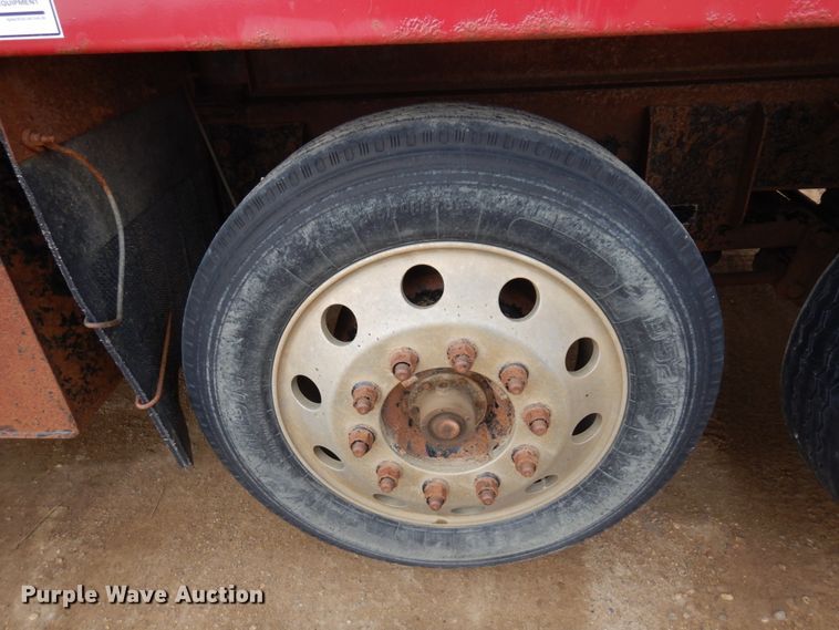 image for item MF9535 2006 Sterling AT9500  dump truck