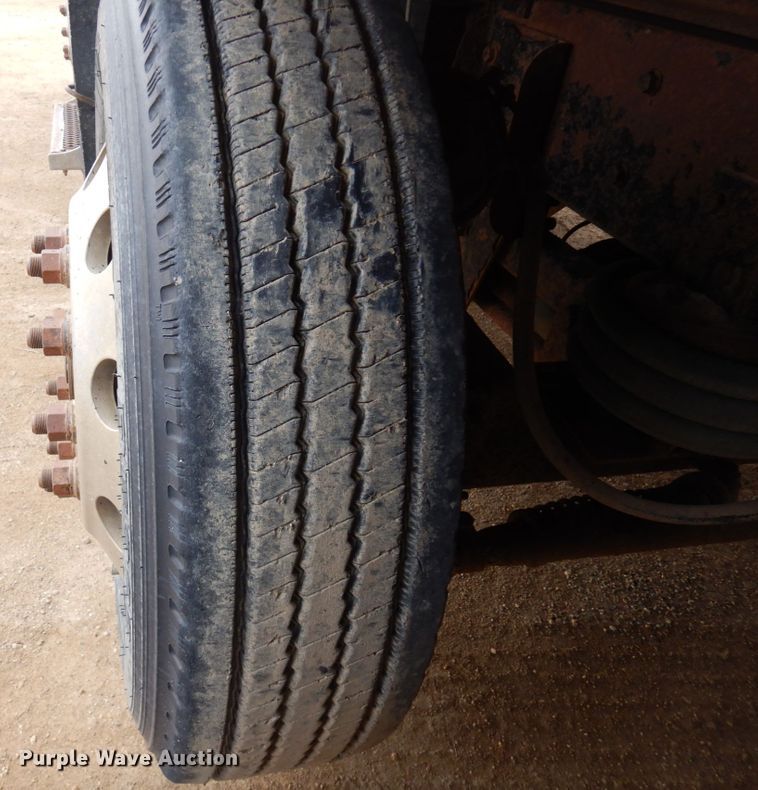 image for item MF9535 2006 Sterling AT9500  dump truck