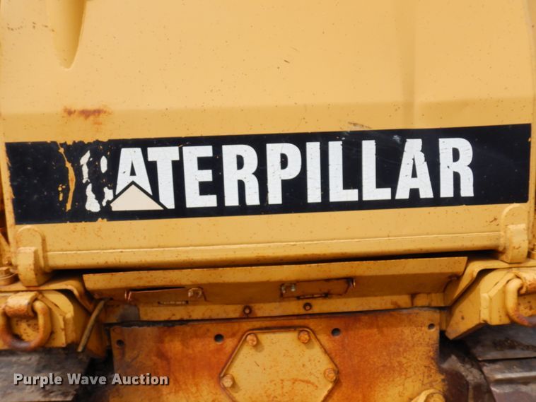 image for item MF9538 1983 Caterpillar D6D  dozer