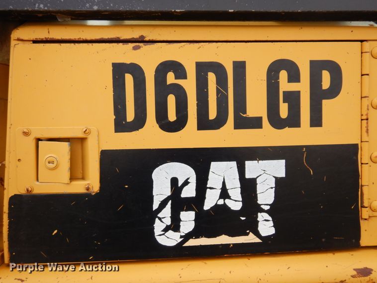 image for item MF9538 1983 Caterpillar D6D  dozer