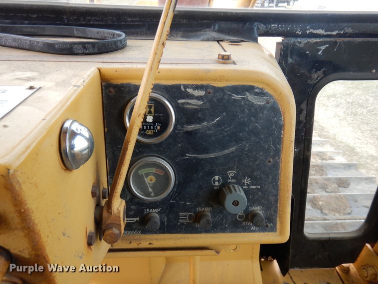 image for item MF9538 1983 Caterpillar D6D  dozer