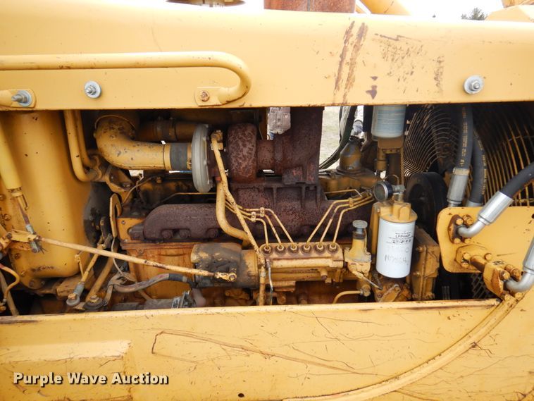 image for item MF9538 1983 Caterpillar D6D  dozer