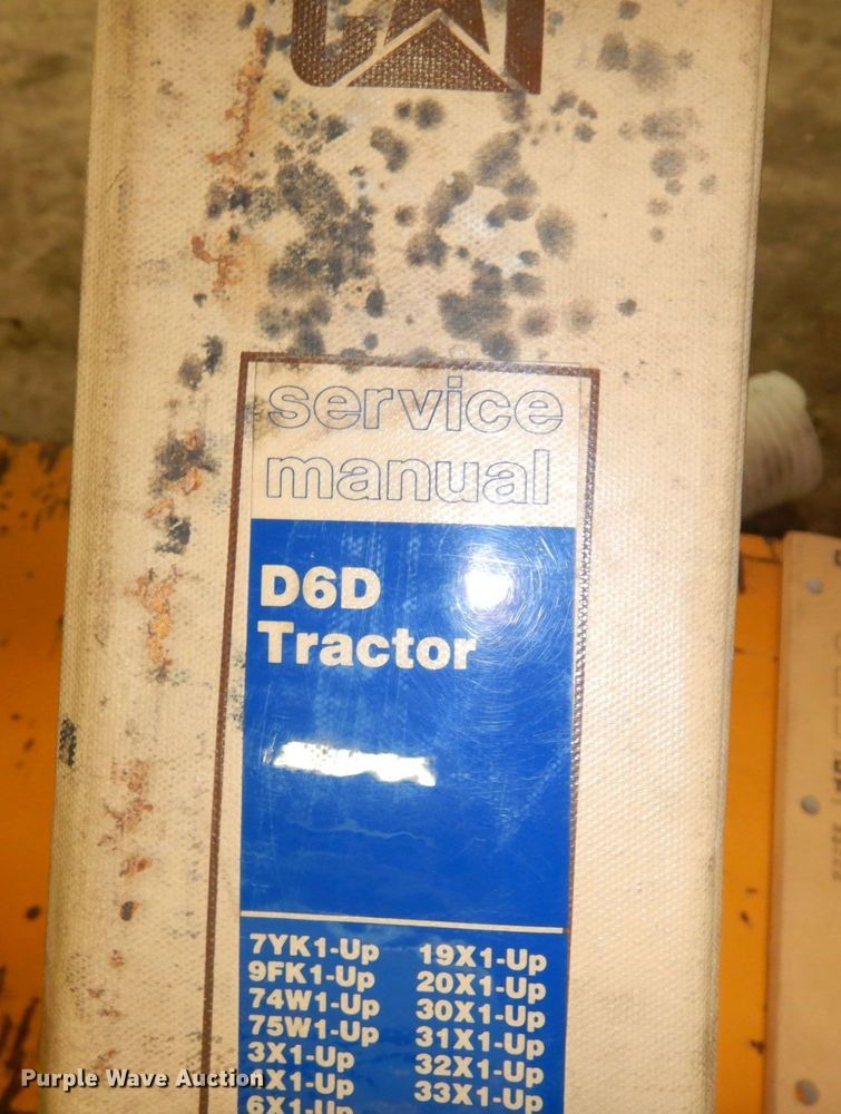 image for item MF9538 1983 Caterpillar D6D  dozer