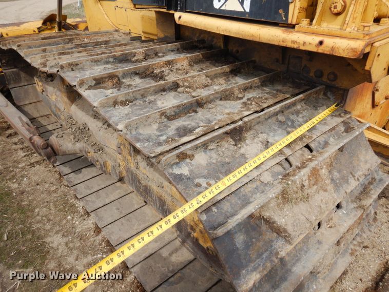 image for item MF9538 1983 Caterpillar D6D  dozer