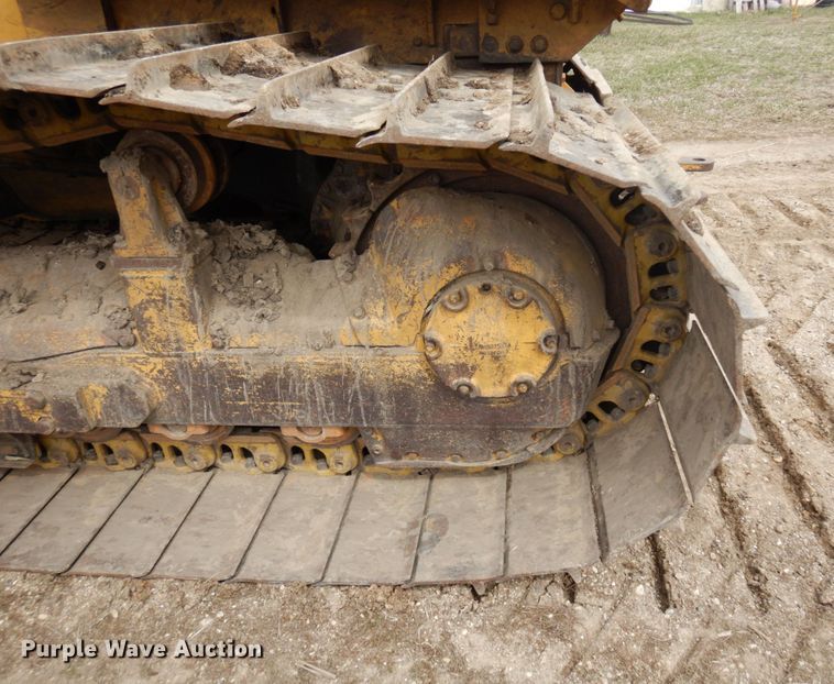 image for item MF9538 1983 Caterpillar D6D  dozer