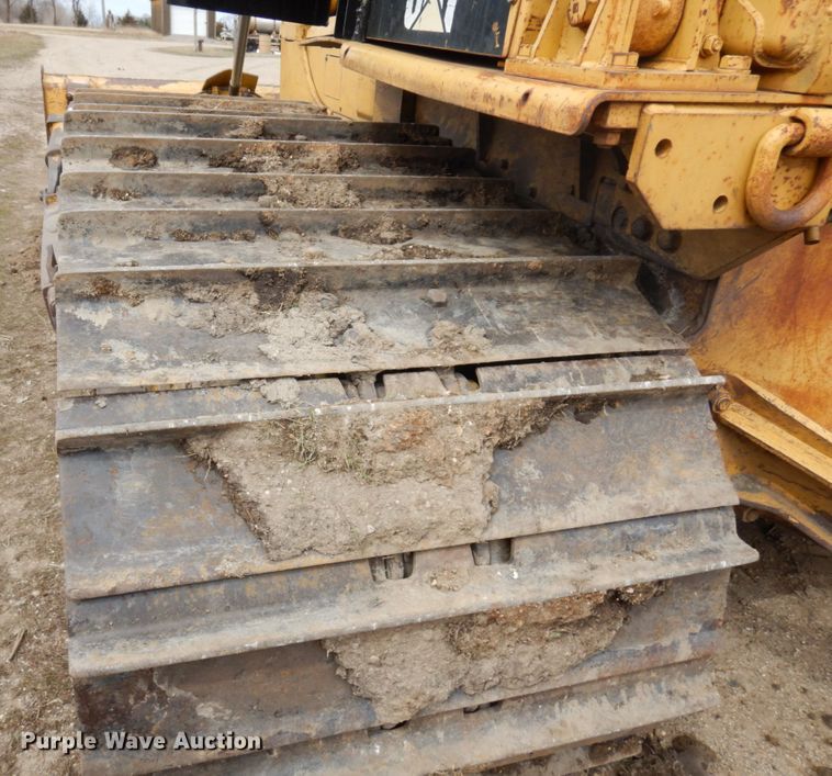 image for item MF9538 1983 Caterpillar D6D  dozer