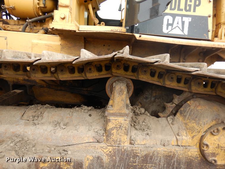 image for item MF9538 1983 Caterpillar D6D  dozer
