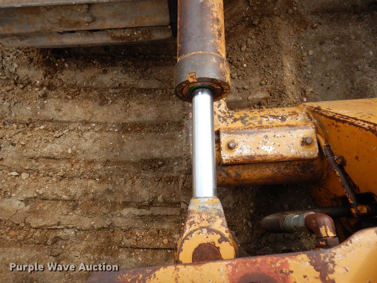 image for item MF9544 1996 Dresser TD9H  dozer