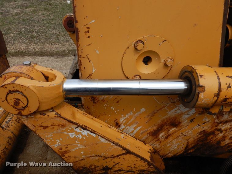 image for item MF9544 1996 Dresser TD9H  dozer