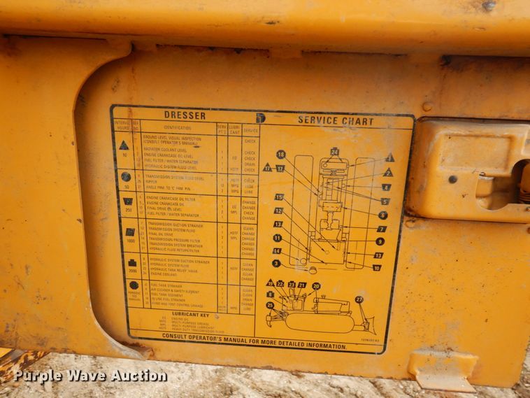 image for item MF9544 1996 Dresser TD9H  dozer