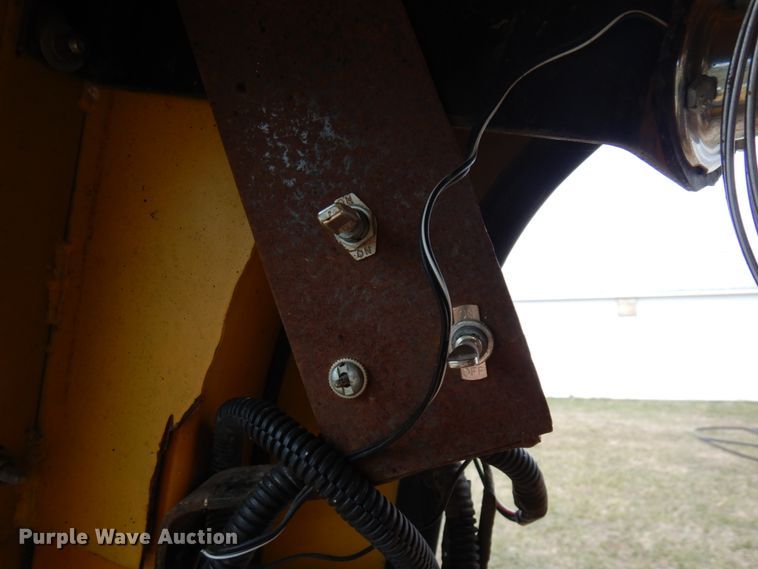 image for item MF9544 1996 Dresser TD9H  dozer