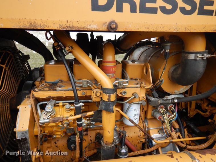 image for item MF9544 1996 Dresser TD9H  dozer