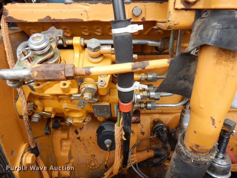 image for item MF9544 1996 Dresser TD9H  dozer