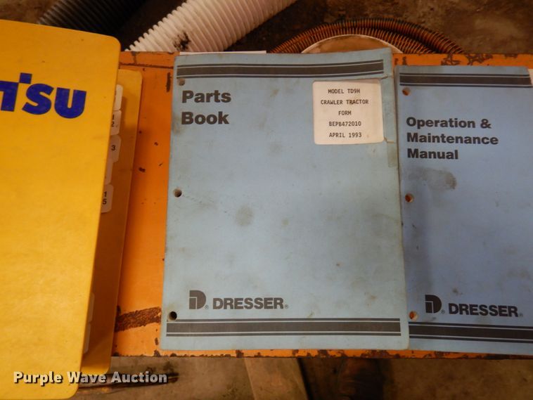 image for item MF9544 1996 Dresser TD9H  dozer