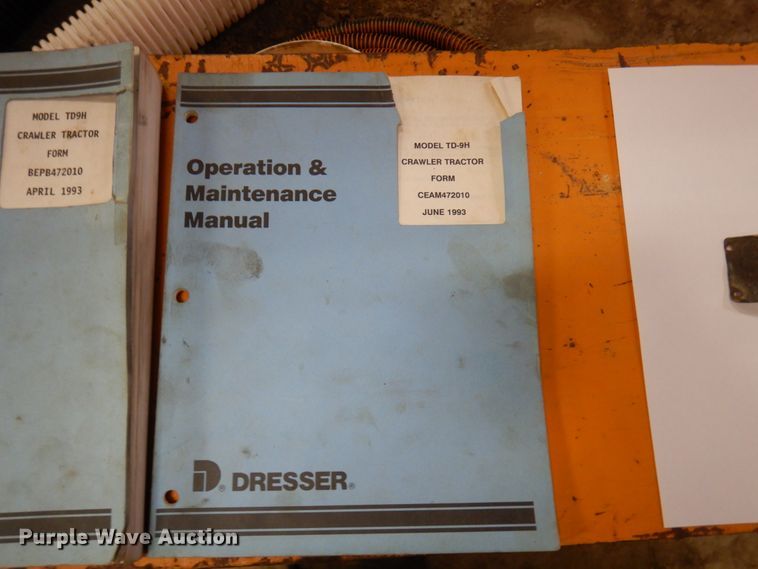 image for item MF9544 1996 Dresser TD9H  dozer