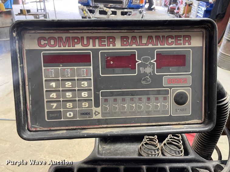 image for item MJ9574 Coats 950  wheel balancer