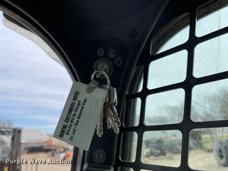 image for item MJ9575 2013 Bobcat T630  tracked skid steer loader