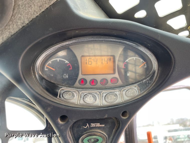 image for item MJ9575 2013 Bobcat T630  tracked skid steer loader