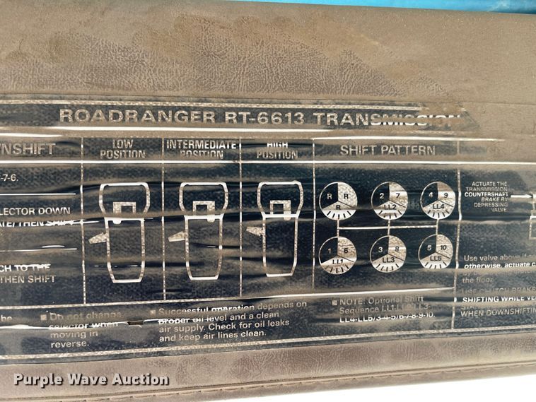 image for item MJ9594 1988 Ford  LNT8000  truck cab and chassis