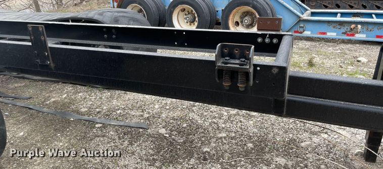 image for item MJ9595 Tracked trailer