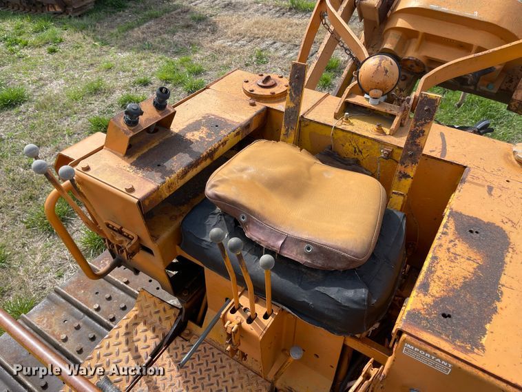 image for item MJ9625 Case D475  cable plow