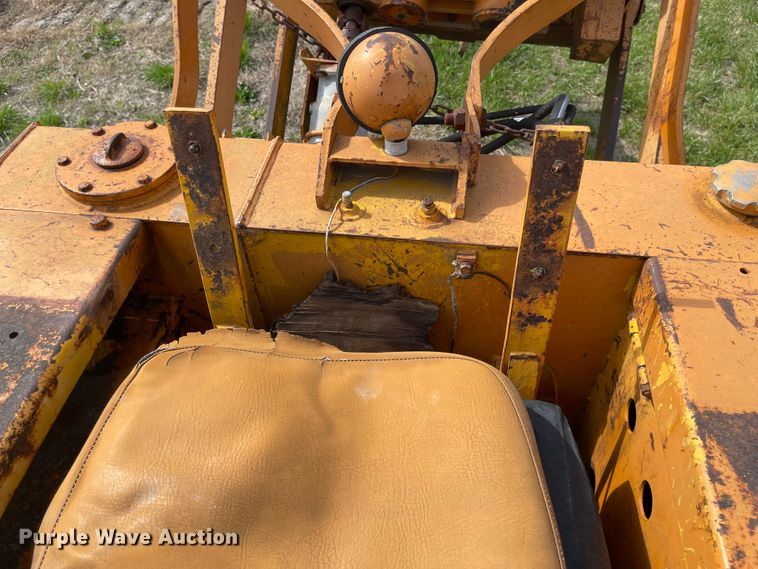 image for item MJ9625 Case D475  cable plow