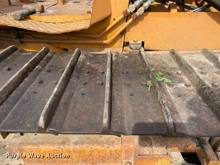 image for item MJ9625 Case D475  cable plow